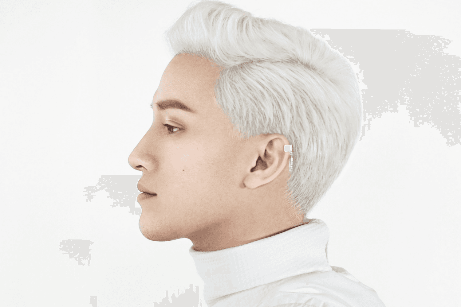 LEADR has the most amazing voice. The first time I heard his music, I wasn’t even sure he was human. Naturally, I knew I had to talk to him about his distinct sound.