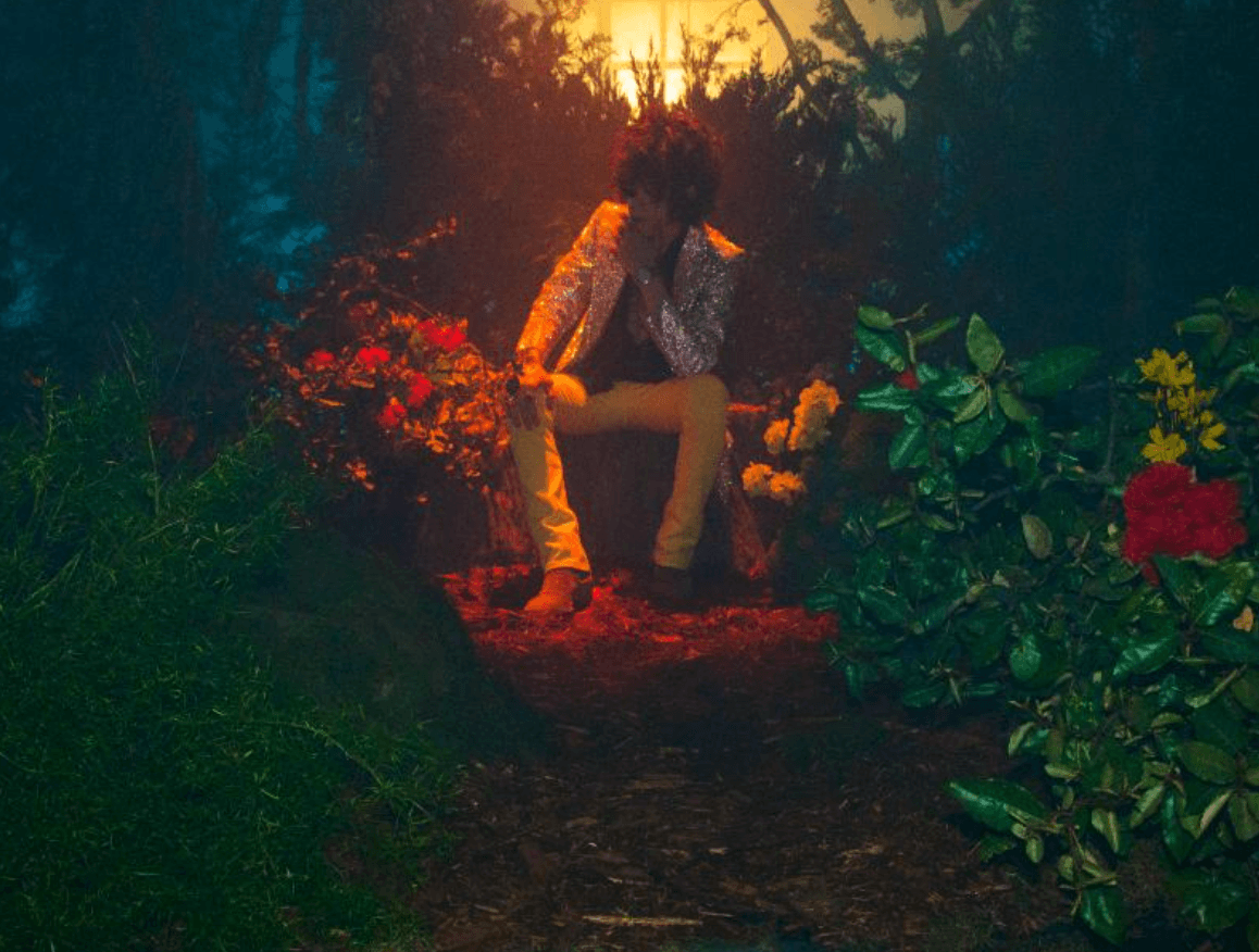 You know we’re beyond obsessed with LP. Her album Lost on You was one of my favorites last year and I think I’ve talked about her nonstop. Now, she’s back with her new song “Girls Go Wild” and we could not be more excited.