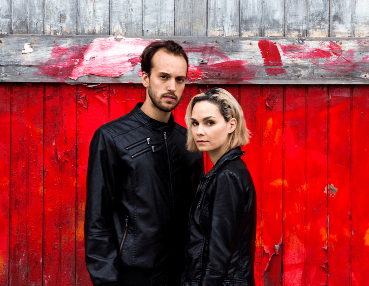 Reliant Tom is an experimental performance art duo from New York and their sound resembles the likes of artists like St. Vincent . Formed shortly after composer Monte Weber met choreographer and vocalist Claire Cuny at a DIY show in Brooklyn, the duo now pairs music with their unique talents of