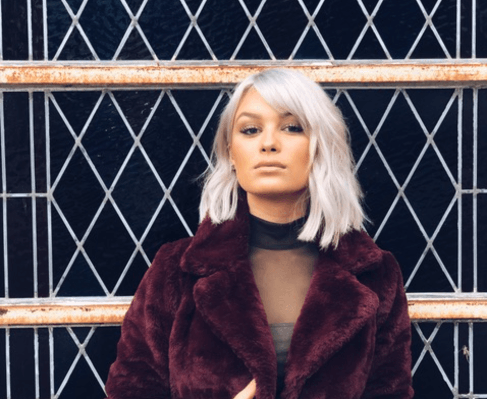 It’s clear that we adore Mason Ashley, she has this abilty to perfectly capture a feeling. Her new song “Ever Had You” is dark pop at its finest and we are digging the aesthetic of the new video. First things first, tell me about your new song “Ever Had You” Mason: Ever Had You is a dark