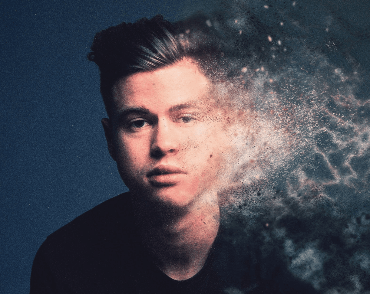 Blake Rose's "Lost" is popping up on everyone's radar lately. From being featured on various artists' instagram stories and even Spotify's New Music Friday, it's a song that's a bit darker, but with the synths, it seems anything but. The video, however, fits the dark moody vibes Blake is going for.