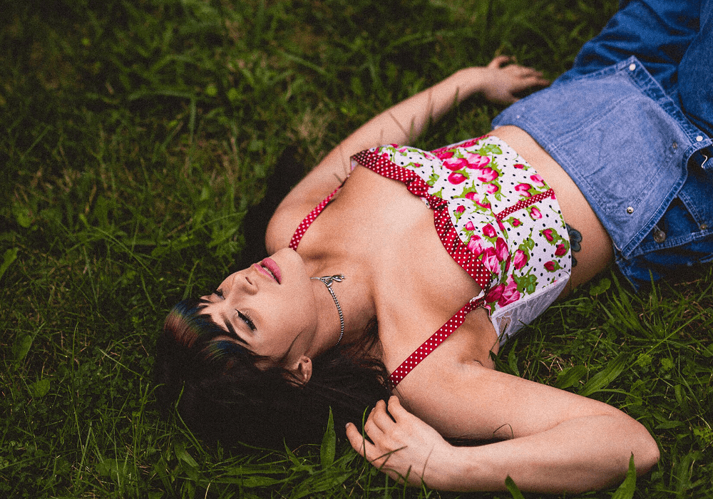BadMoodRude is a whole vibe, her new song with MOD SUN, “Novocaine,” is dark and haunting. It’s about toxic relationships and that addiction you have to someone that’s not good for you. We talked to her about the new song and how TikTok is changing how we discover music. How did you get started in