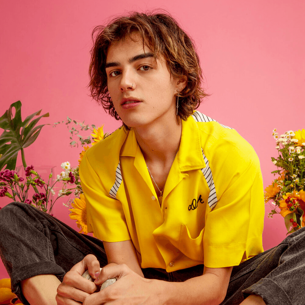Jordan Suaste is a 19-year old singer, songwriter, and instrumentalist. Recently, he dropped the music video for his single, “Body.” We were able to talk to him about the single, what he’s been up to, and even his TikTok fame. Jordan, tell me the inspiration behind your single, “Body.” Jordan: For