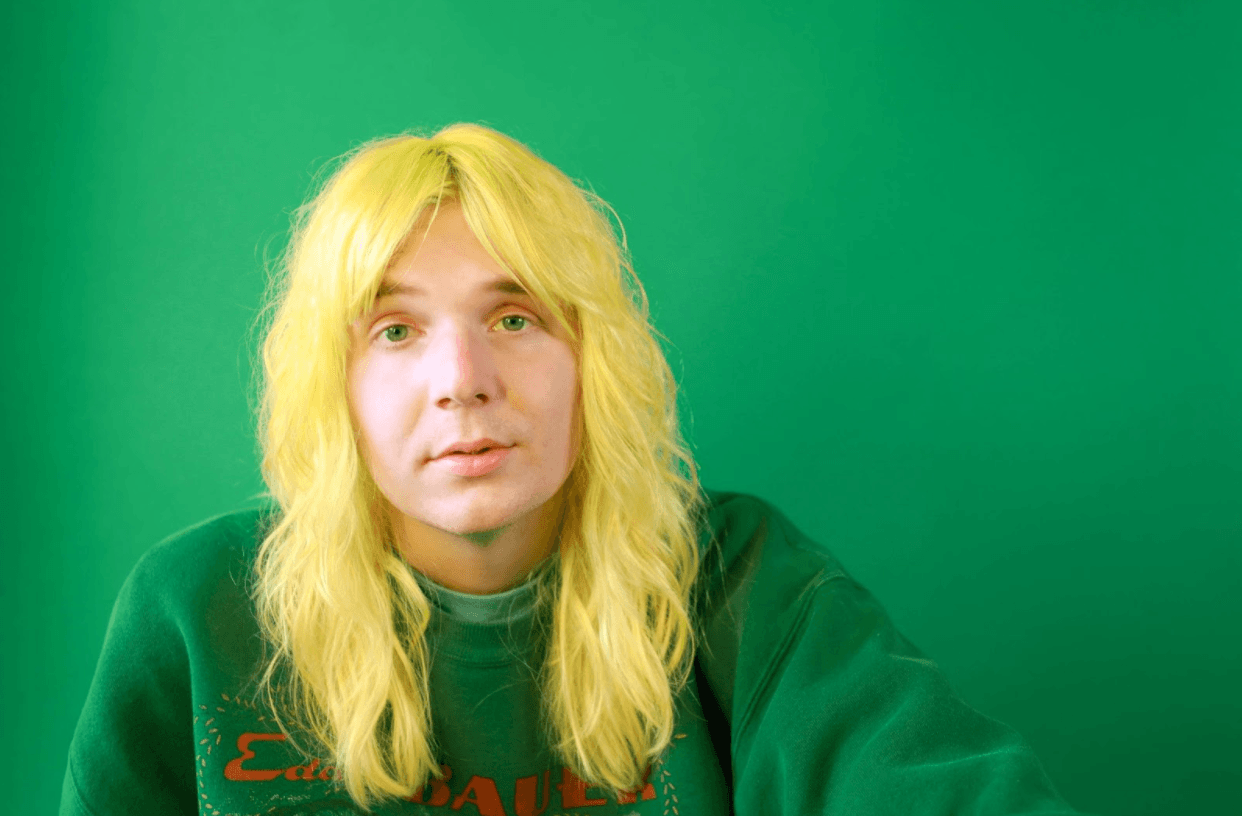 Jacob Lee-Nicholas Sullenger, also known as JAWNY released his latest project, Hugo this week. If you think he sounds familiar, but can’t put your finger on it, it’s probably because you’ve been blasting his hit Honeypie all summer like most. JAWNY was on the way to meet his mom at the aquarium in