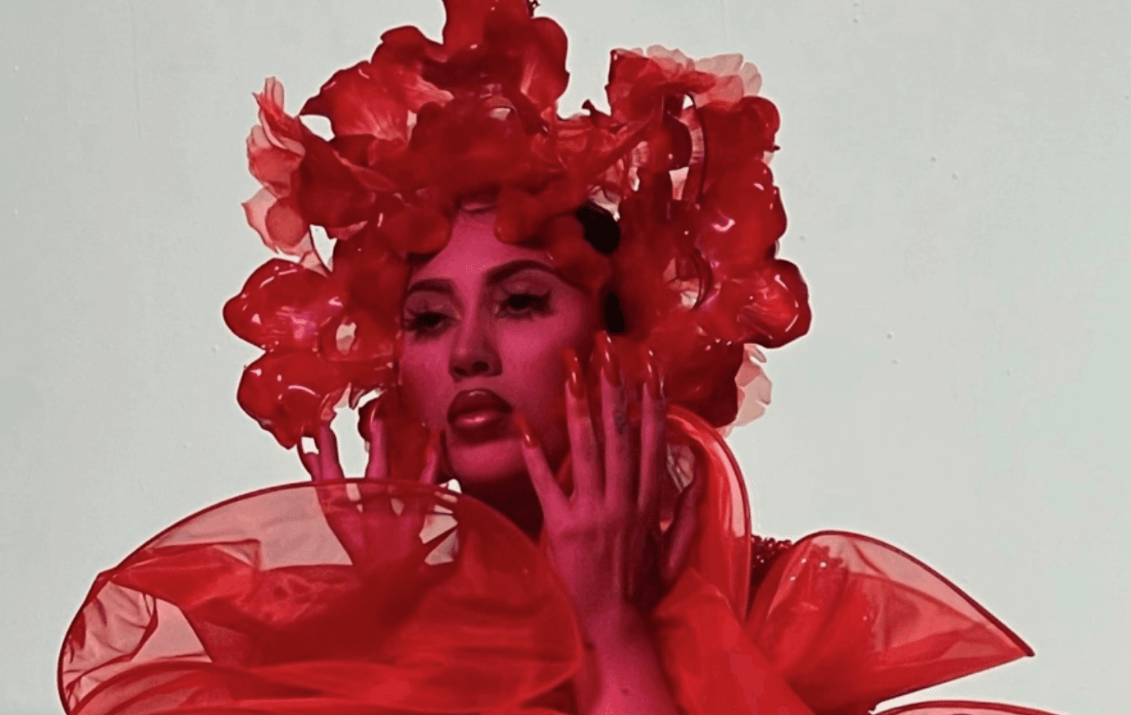 When you think of an artist like Britney Spears, it’s hard to separate her in your mind from the cult-level following she commanded in the late 90s and early 2000s. Sure, Britney had vocals to spare, but her presence, audience, and fans were what determined her individuality. When you think of an