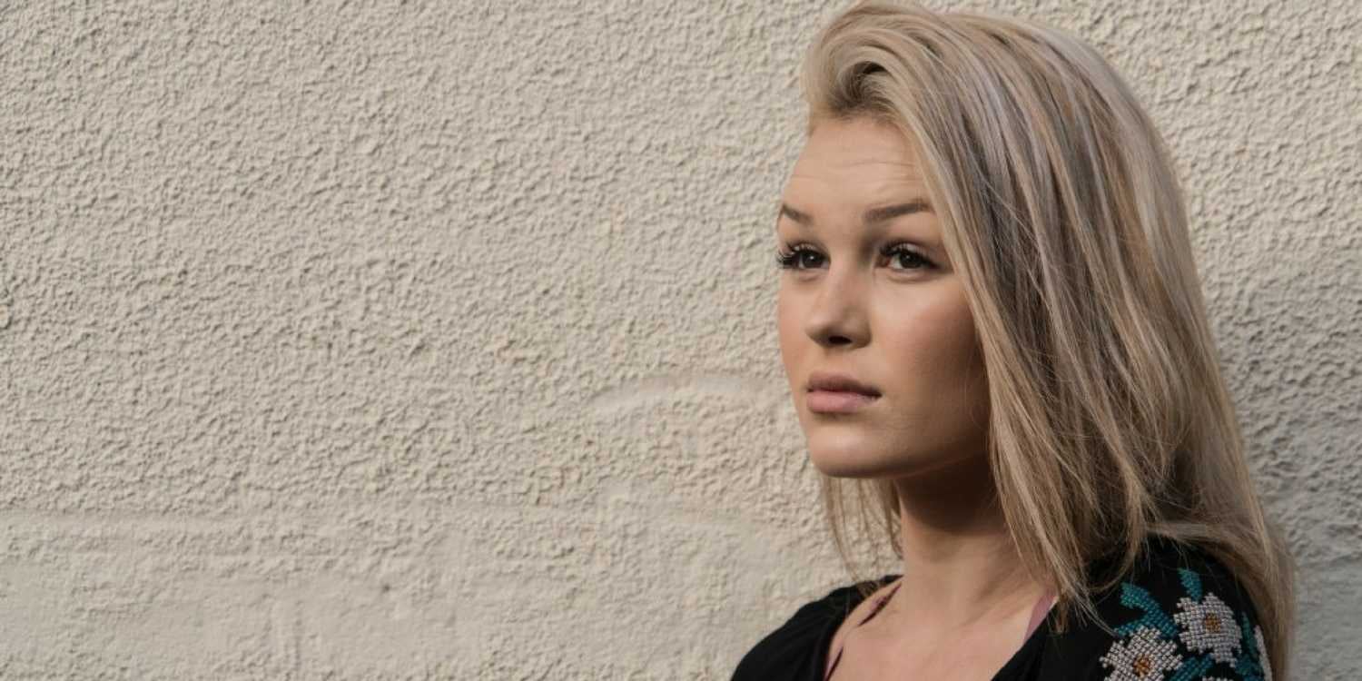 Mason Ashley’s Sweet Voice Will Have You Hooked