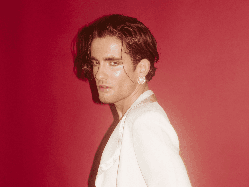 I was instantly hooked on Brasko when I first heard his song “Static” I love some Prince vibes in my music. His new song “TMYLM” is insanely catchy and he has this glam rock androgynous look that I think we’ve all been missing.