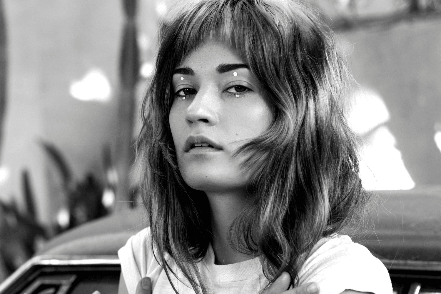 Lauren Ruth Ward’s Hypnotizing Music Will Have You Hooked