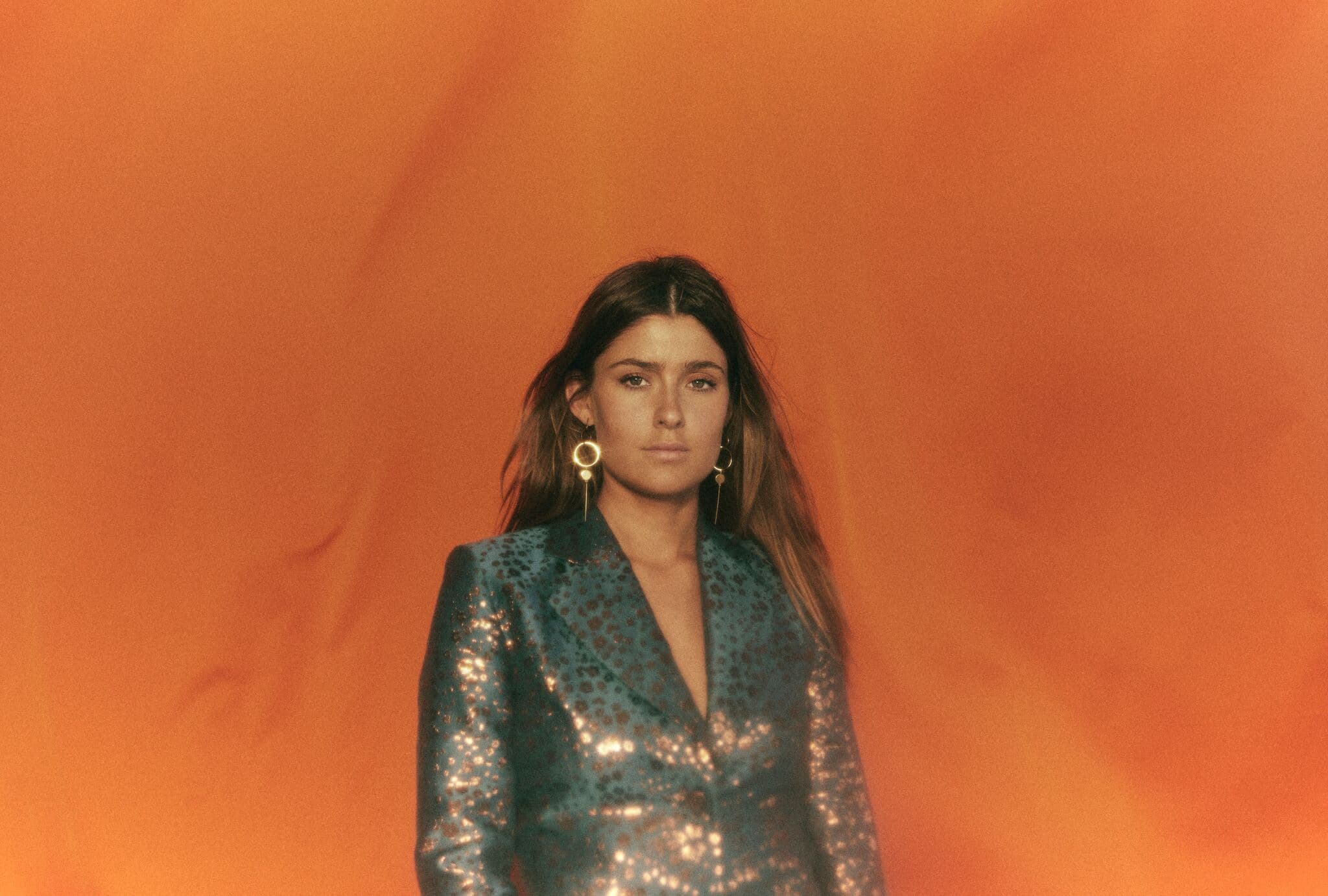 LEON has a very special place in my heart. After easily the worst breakup in my life, I dragged myself to her show, my eyes still swollen from crying. Based on her catalog of music, I knew this wasn’t the smartest decision but I couldn’t miss her.