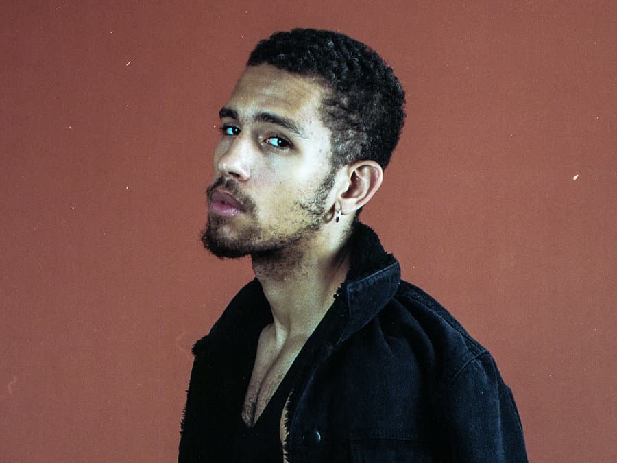 NoMBe has been on his way up. He’s caught the attention of everyone from Pharrell to Kylie Jenner and his music is so gorgeous it’s easy to see why. We talked to him about upcoming projects and what’s been inspiring him lately.