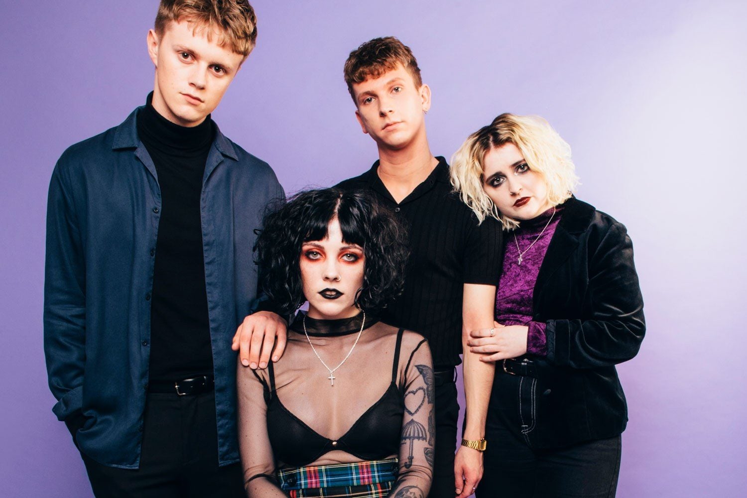 PALE WAVES Sparkling Show