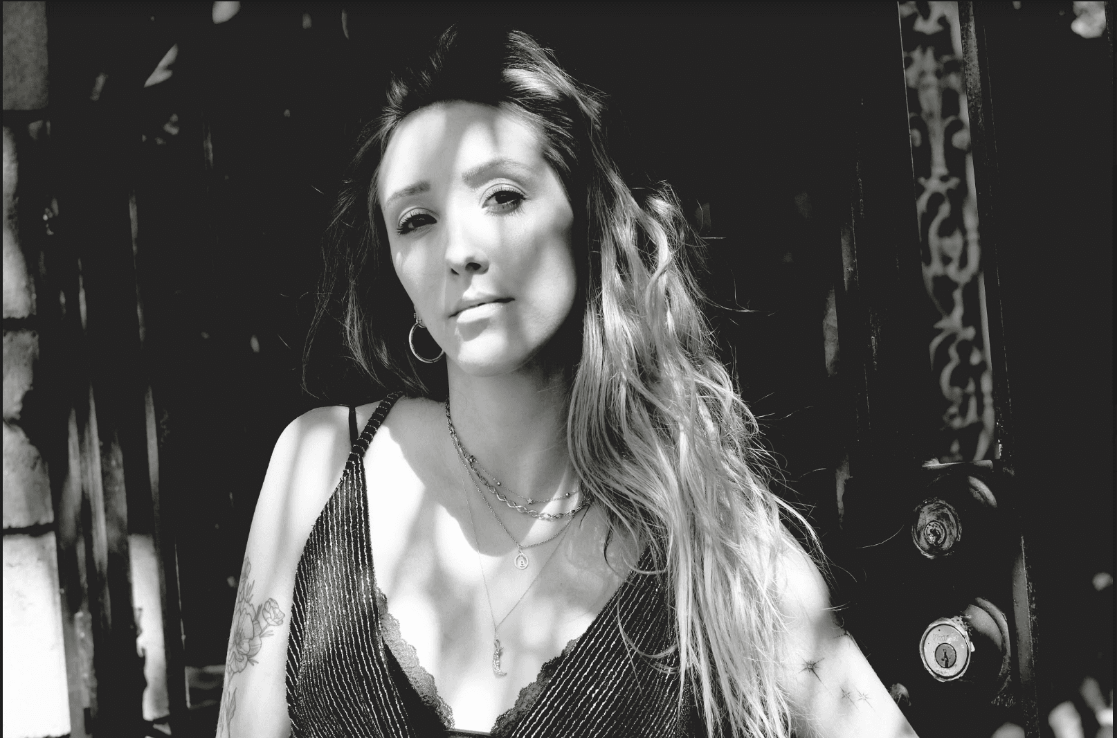ANNALIA is crazy talented, and when I heard “Cycles” I absolutely fell in love. Being able to talk to her about the creation of this video made it even the more special. So stoked to premiere it for you all today. It’s perfection and beautiful.
