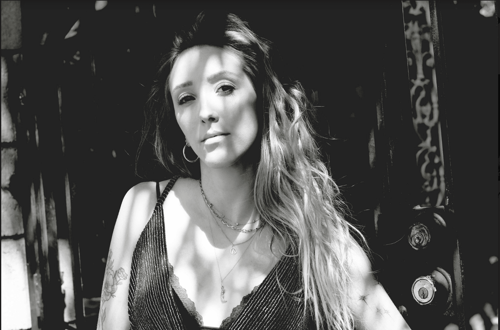 Video Premiere: ANNALIA’s “Cycles”