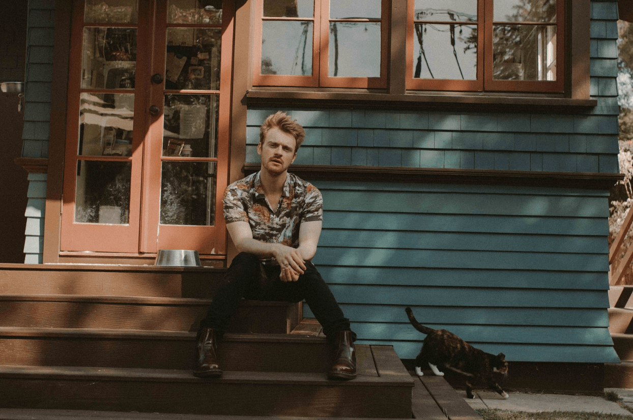 FINNEAS Let’s Fall In Love For The Night Live