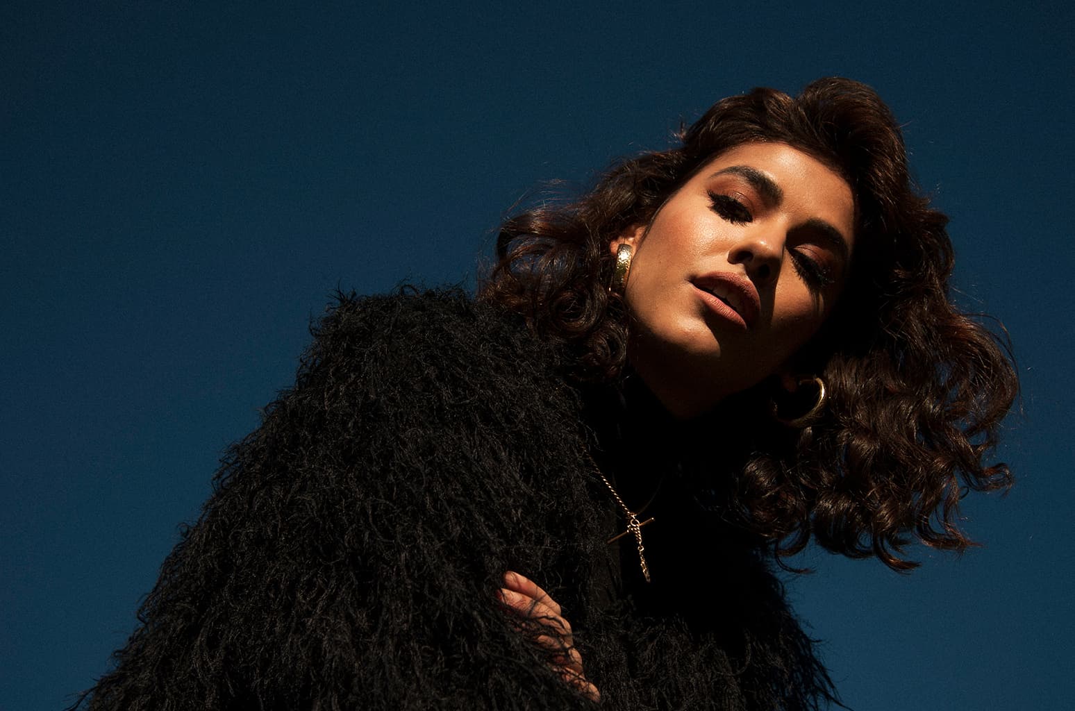 I didn’t know what I was getting into when I first saw Charlotte OC at the Neon Gold Showcase during SXSW. Her voice is so powerful and she sings with so much emotion that it gave me goosebumps. We talked to her about her new song “Boyfriend” and how to find yourself. So, let’s start from the