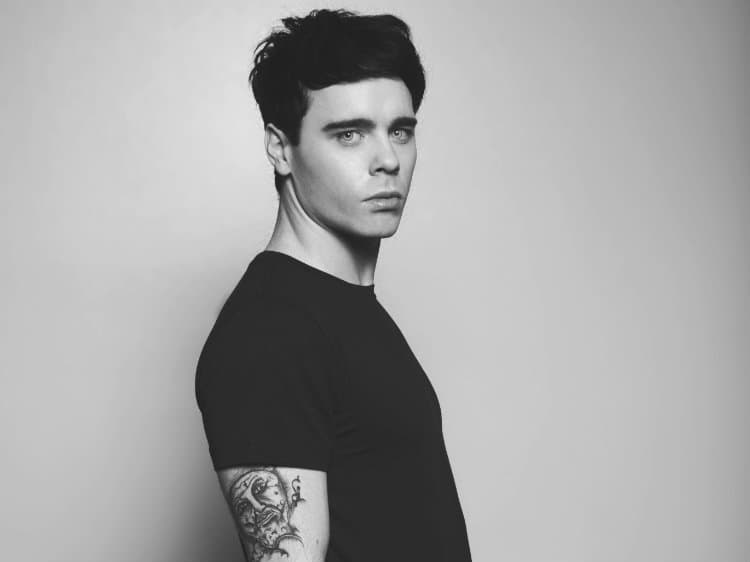 Leon Else is a new artist on my radar, but I know he’s going to be on so many people’s soon, too. His debut single, “Signs” just released and it’s the lead coming off his EP Beautiful World set to drop in June. His history really empowered him to be the artist he is today. I am thrilled to have …