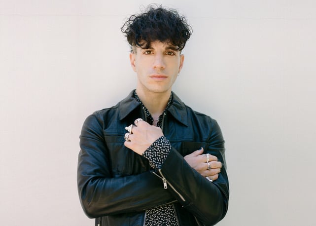 SHEARE Shares His Latest Single