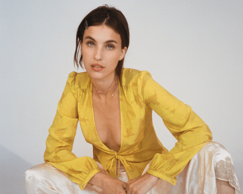 Rainsford has the dreamiest voice and her new song “Open Open” is about as ethereal as it gets. We talked to her about the fashion in the video, the inspiration behind the song, and following your gut. How did you get started in music? Rainsford: I started dancing at a young age which was really