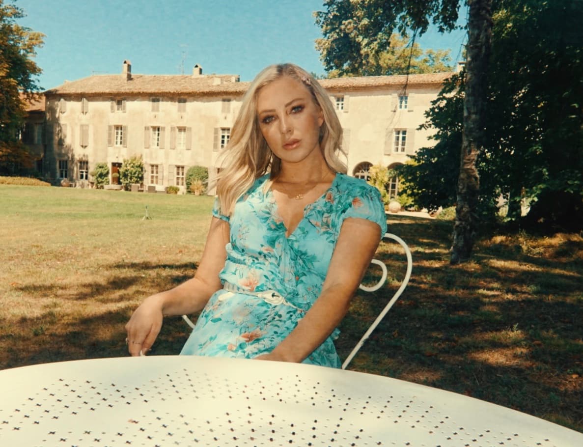 Iris has the most mellifluous voice and we are obsessed with her song “Stars.” Her video for the song is soaked in nostalgia and embodies the dreaminess of her music. “This video was a dream to make. I had this trip planned for a while and knew that I would never get another chance to film in such