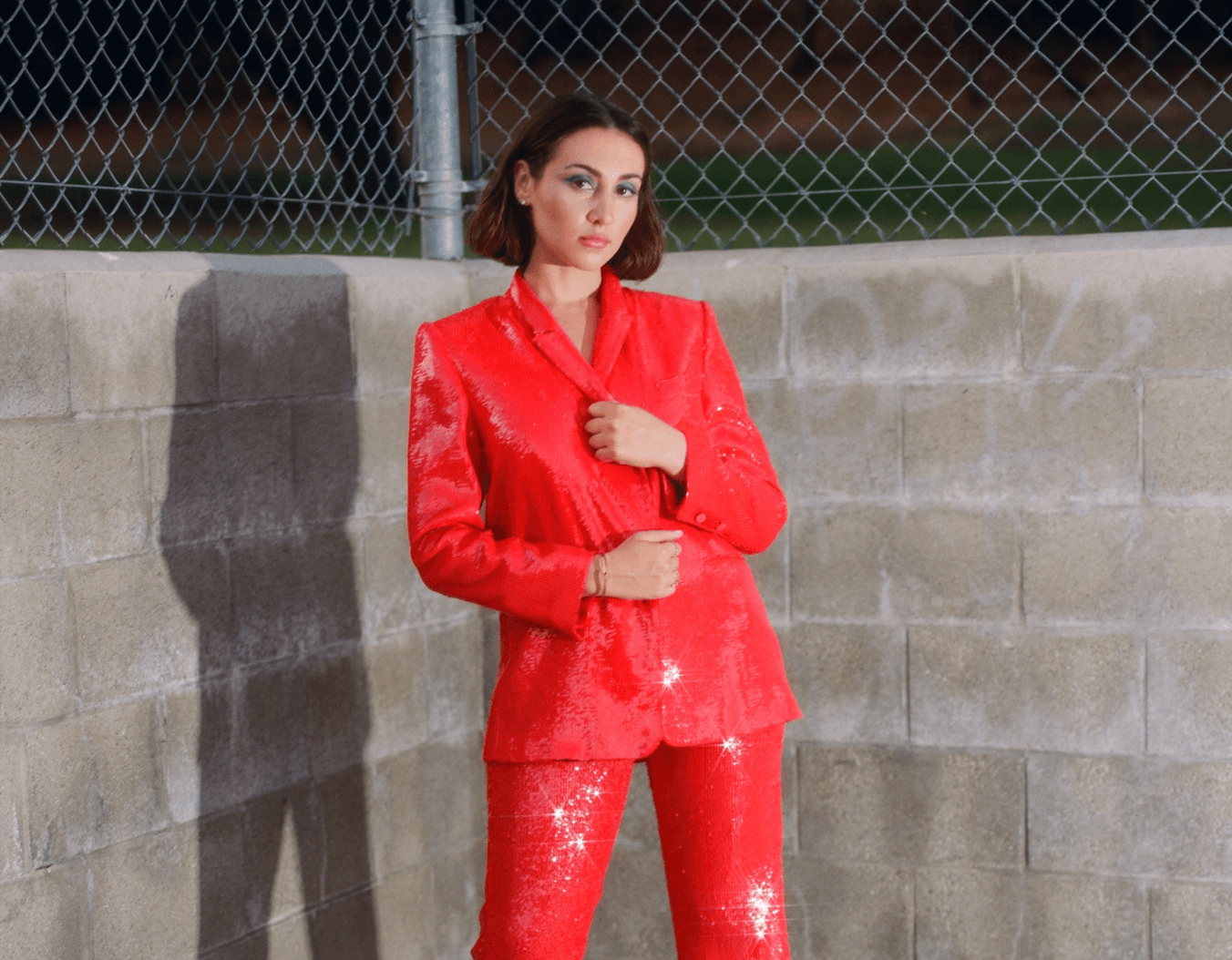 HARLOE has a knack for choruses that you can’t get out of your head. Her shimmering songs are just so effervescent but somehow also haunting. Her voice is so mesmerizing, it sticks with you. Each song she puts out feels like a dream. Her EP “Rivers Run Dry” is out and she has a new video for “We’re