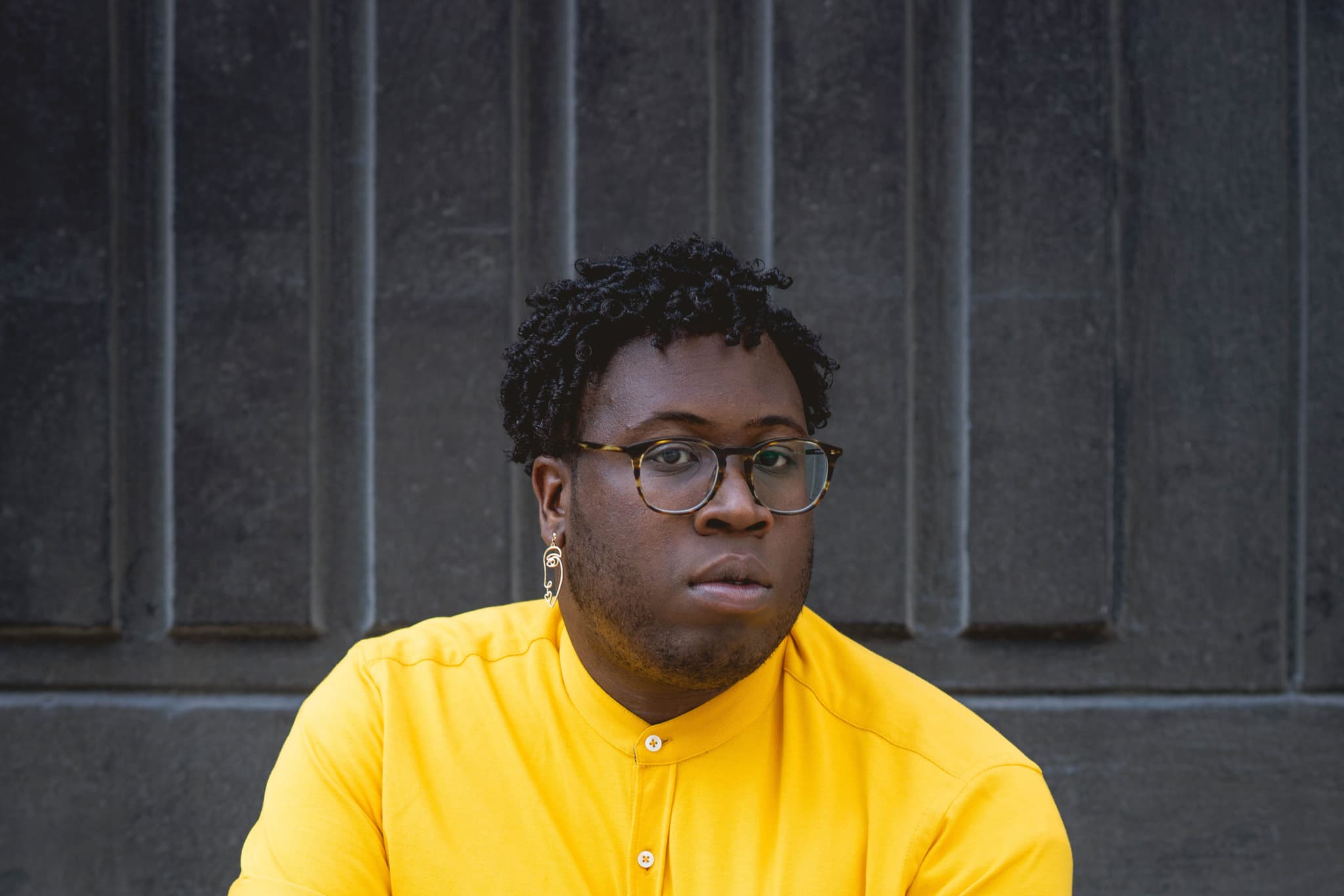 Tafari Anthony’s song “Live In A Dream” is bursting with this inescapable energy that fills you with so much joy. He’s known for his deeply emotional songs and soulful voice that echoes through each melody. We talked to Tafari about the new song and what’s been inspiring him lately. How did you get