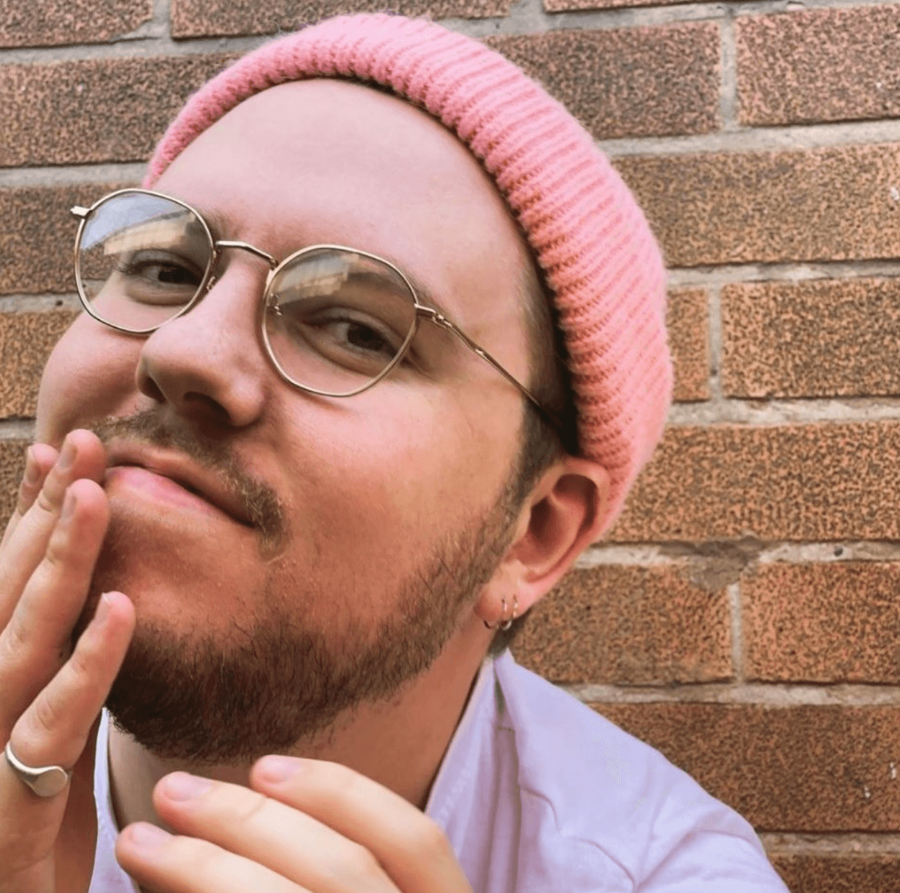 I’ve got to say, it’s very rare for me to discuss my obsession with true crime to strangers, but with Callum Burrows, who you know by the moniker Saint Raymond, it was extremely easy. His sophomore album is slated to release in the next several months, so I wanted to talk to him about what the
