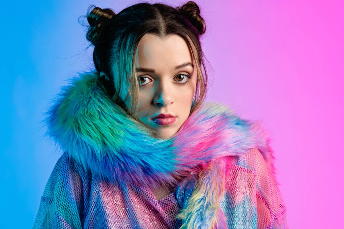 Joy Kate has a honey-soaked voice that carries over her synthy pop sounds and her authenticity really shines through. You can tell she really knows exactly what her audience needs to hear and it all stems through her personal experiences. She’s definitely an artist to keep on your radar. We talked