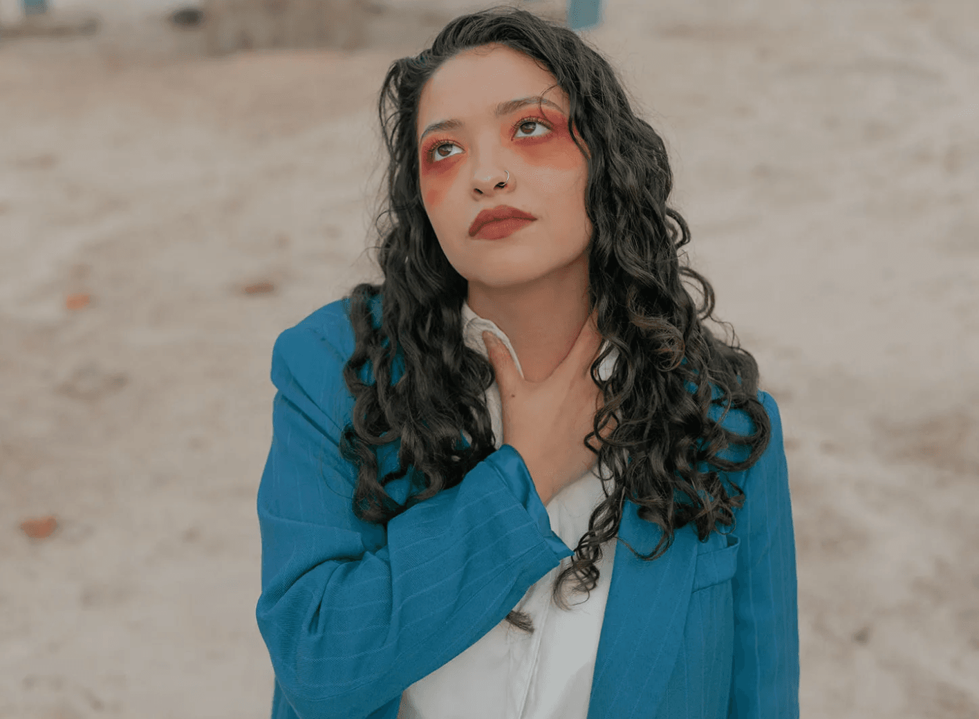 Eraste’s unique voice immediately hooked me. It’s so vulnerable; you can just feel it in her music. She’s a Gemini sun and a 7 Enneagram, but she keeps herself grounded by surrounding herself with reliable Virgos. Her latest EP, “crashing every party” is filled with those angsty feelings of early