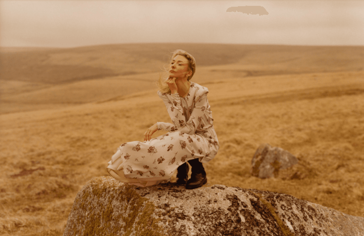 Eleanor K blends her dark pop songs with real emotions with her single, “All In.” This track is the first teaser of her self-produced debut album “Everytime’s The Last Time.” It came about during a crazed period in her life where she was fueled by addiction and an identity crisis. Eleanor, I’d love