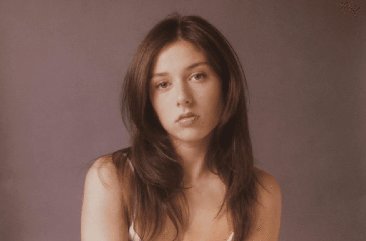 Artist You Need To Know: Anabella Paige
