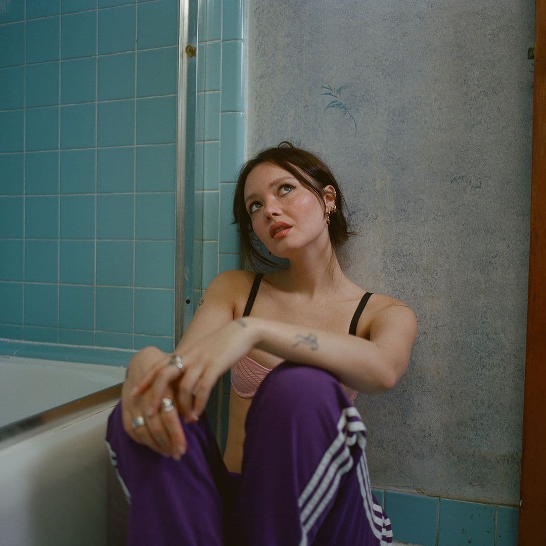 I’ve loved Charlotte Rose Benjamin’s songwriting since I heard her song “Slot Machine” in 2022. Her album Dreamtina was an ode to young love and it was the kind of sweet poetry that completely embodied the feeling of being a girl. Her new album Moth Mouth is coated in deeper colors but with that